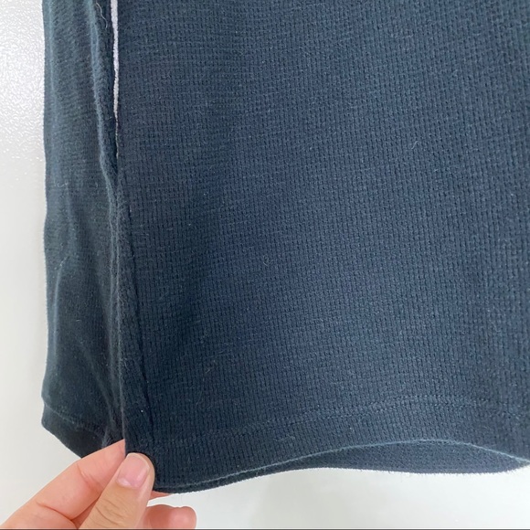 Volcom Waffle Knit Hooded Shirt Black Small - Picture 4 of 6